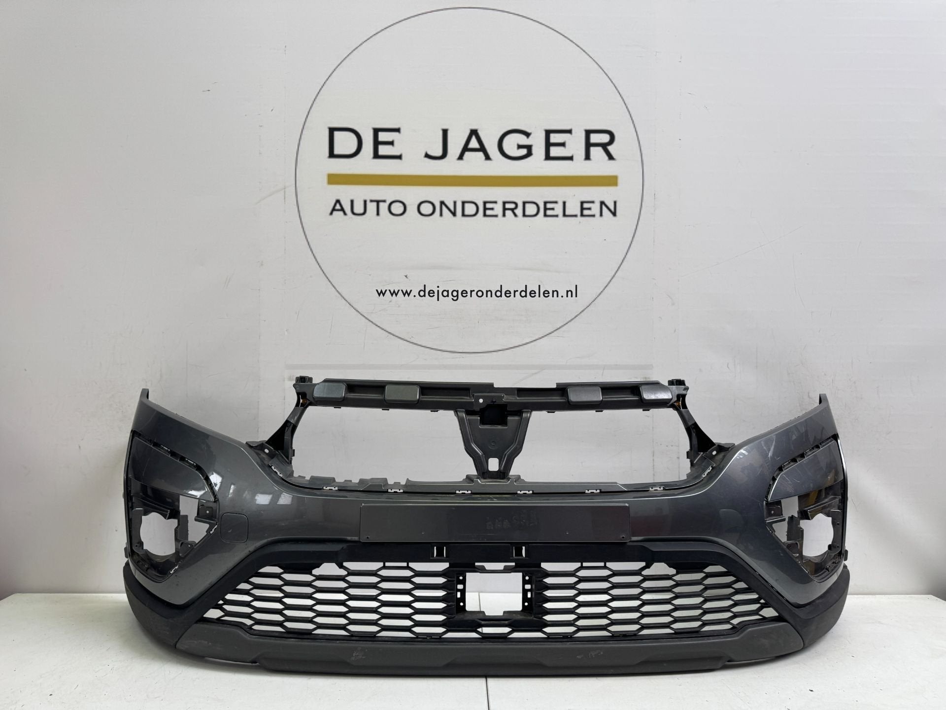 DACIA SANDERO III STEPWAY VOORBUMPER BUMPER 620228861R, Auto-onderdelen, Dacia, Gebruikt, Voor, Automobile-Dacia SA