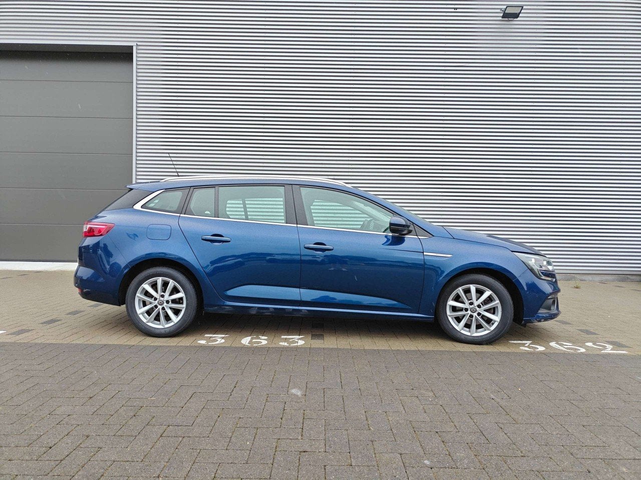 Renault Mégane Life (année de construction 2020), Achat, Euro 6, Entreprise, Capteur de stationnement