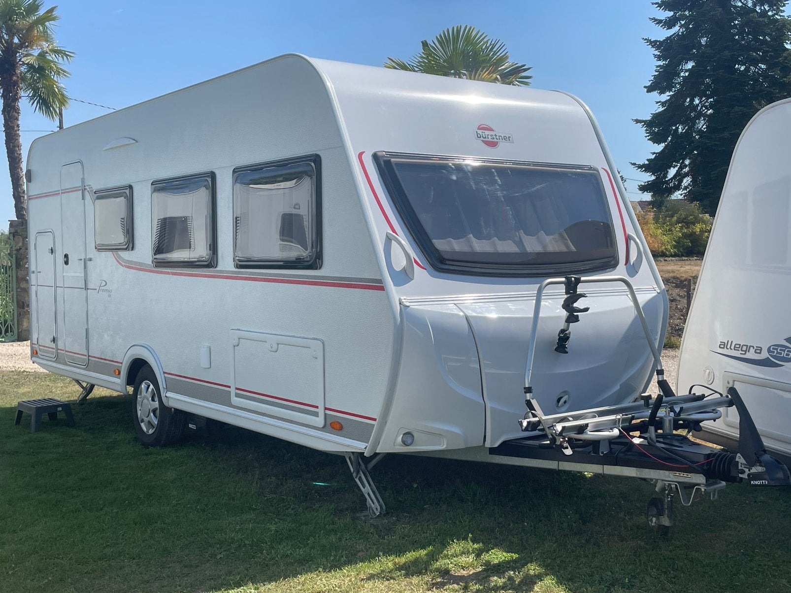 Prachtige Burstner 490TK, 6 persoons, Airco, Mover, voortent, Caravans en Kamperen, Bedrijf, Treinzit, Bürstner, Tot en met 6