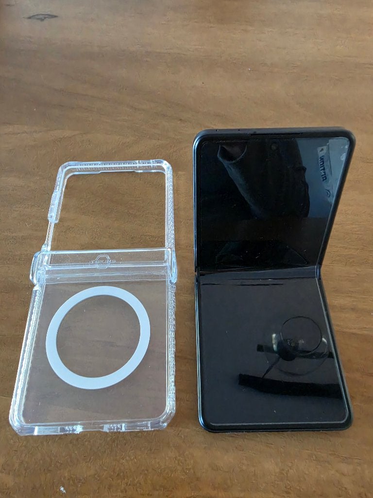 Ongebruikte Samsung Z flip 8 met hoesje, Telecommunicatie, 256 GB, Ophalen, Nieuw, Galaxy Z Flip