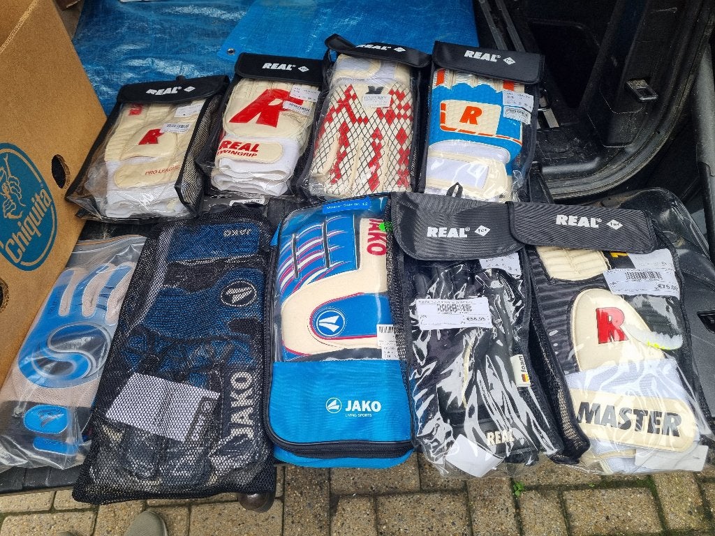 keeperhandschoenen, Sport en Fitness, Voetbal, Ophalen, Nieuw, Handschoenen
