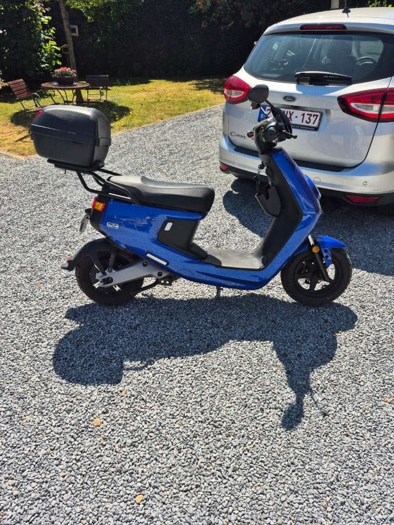 NIU elektrische scooter – 2021 – slechts 3.168 km, Fietsen en Brommers, Gebruikt, Elektrisch, Ophalen, Overige merken