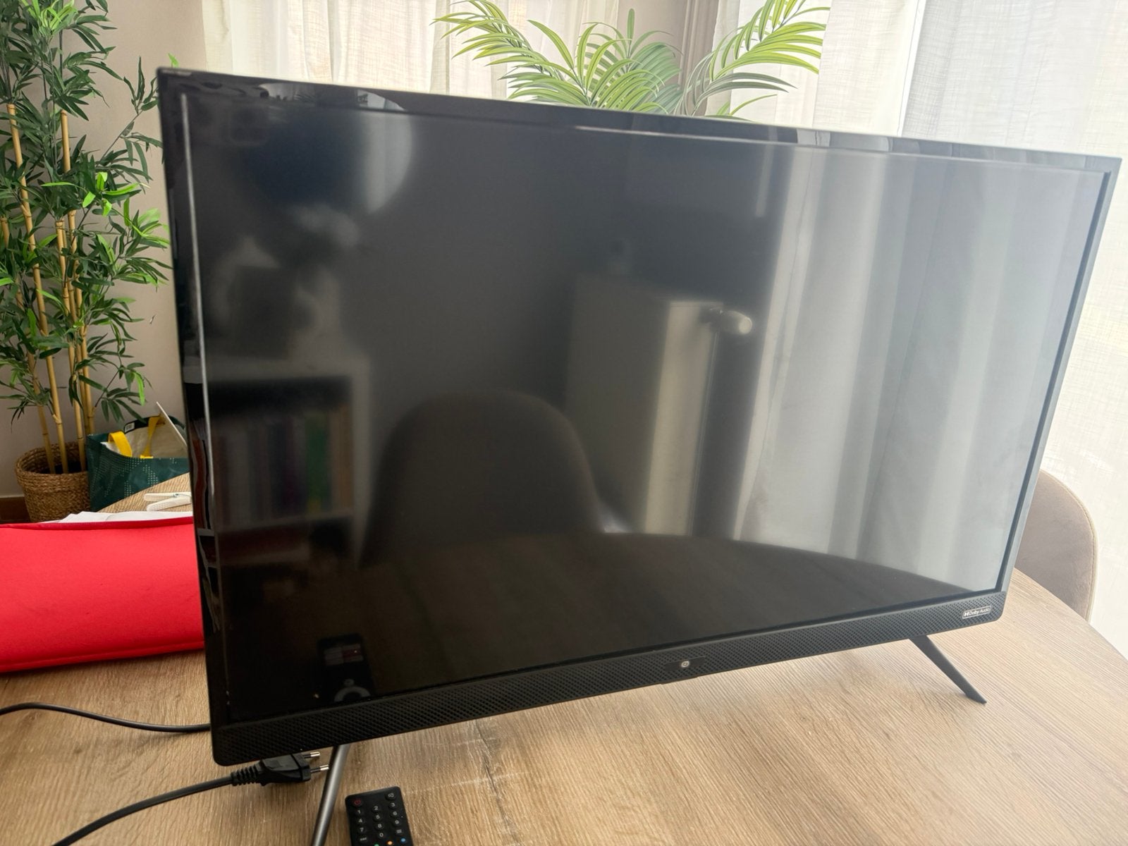 Smart TV Essentiel-B “32 Perfecte staat + factuur, LED, 50 Hz, HD Ready (720p), 80 tot 100 cm