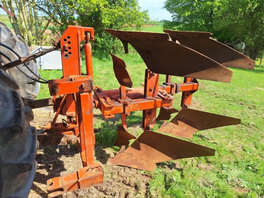 Charrue Baeke 2 corps déportée