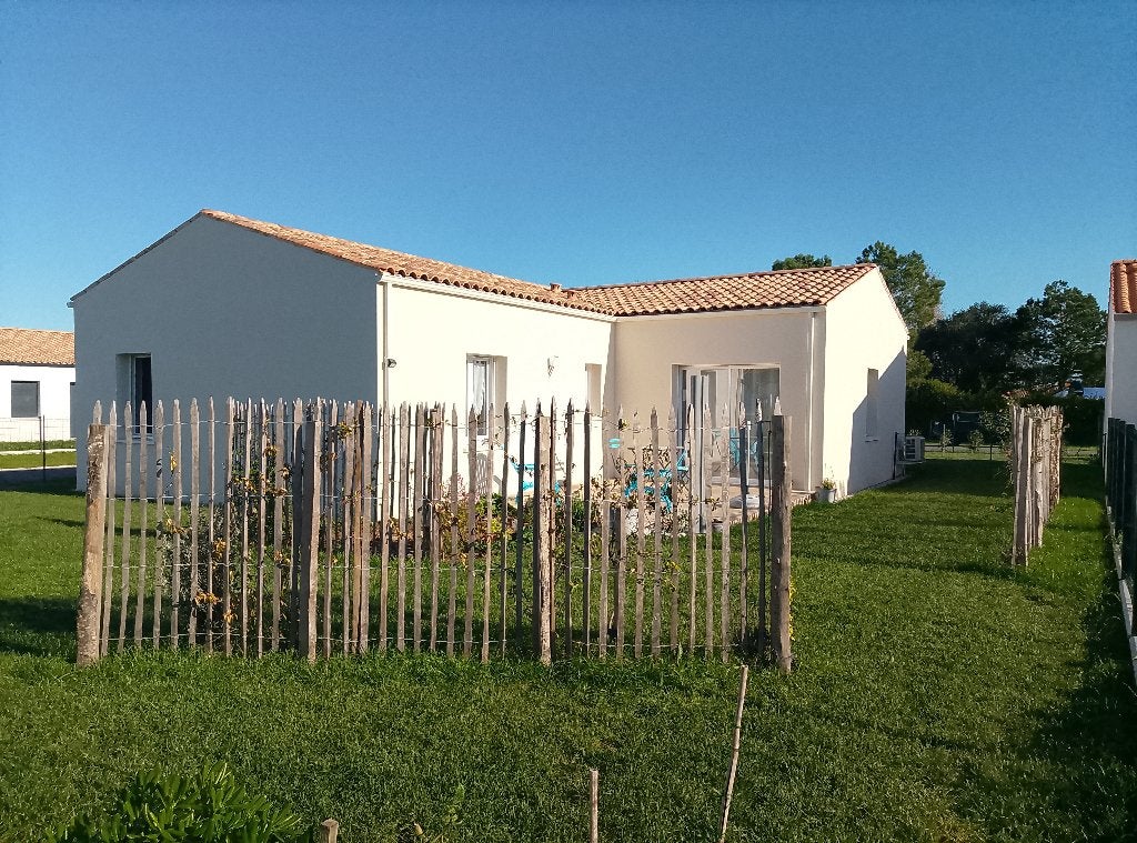 Villa excellent état, 3ch, face à Oléron, Immo, Étranger, France, Maison d'habitation, Autres
