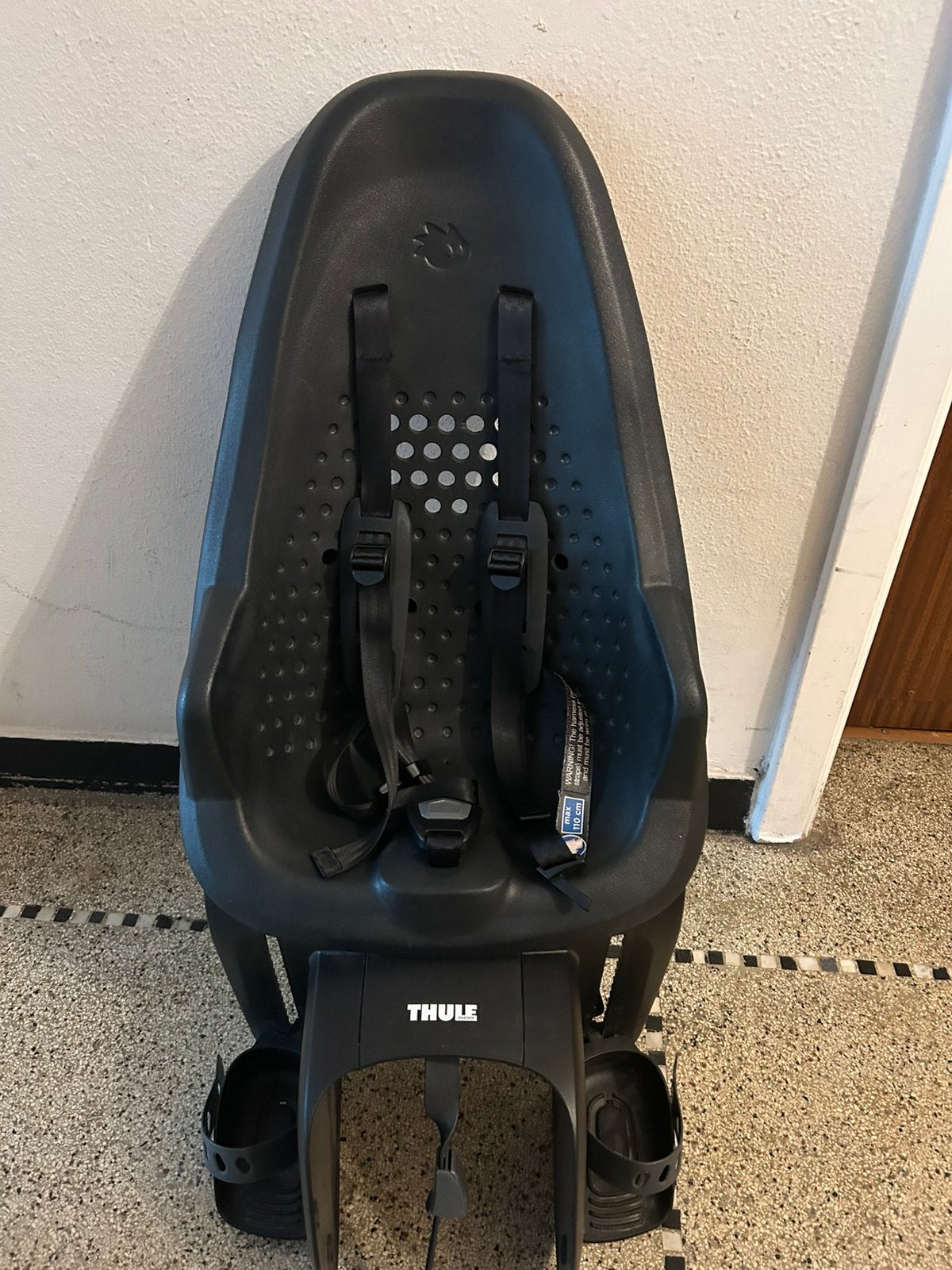 Siege vélo enfant THULE Yepp Nexxt 2 Maxi, Vélos & Vélomoteurs, Enlèvement ou Envoi, Comme neuf, Repose-pieds