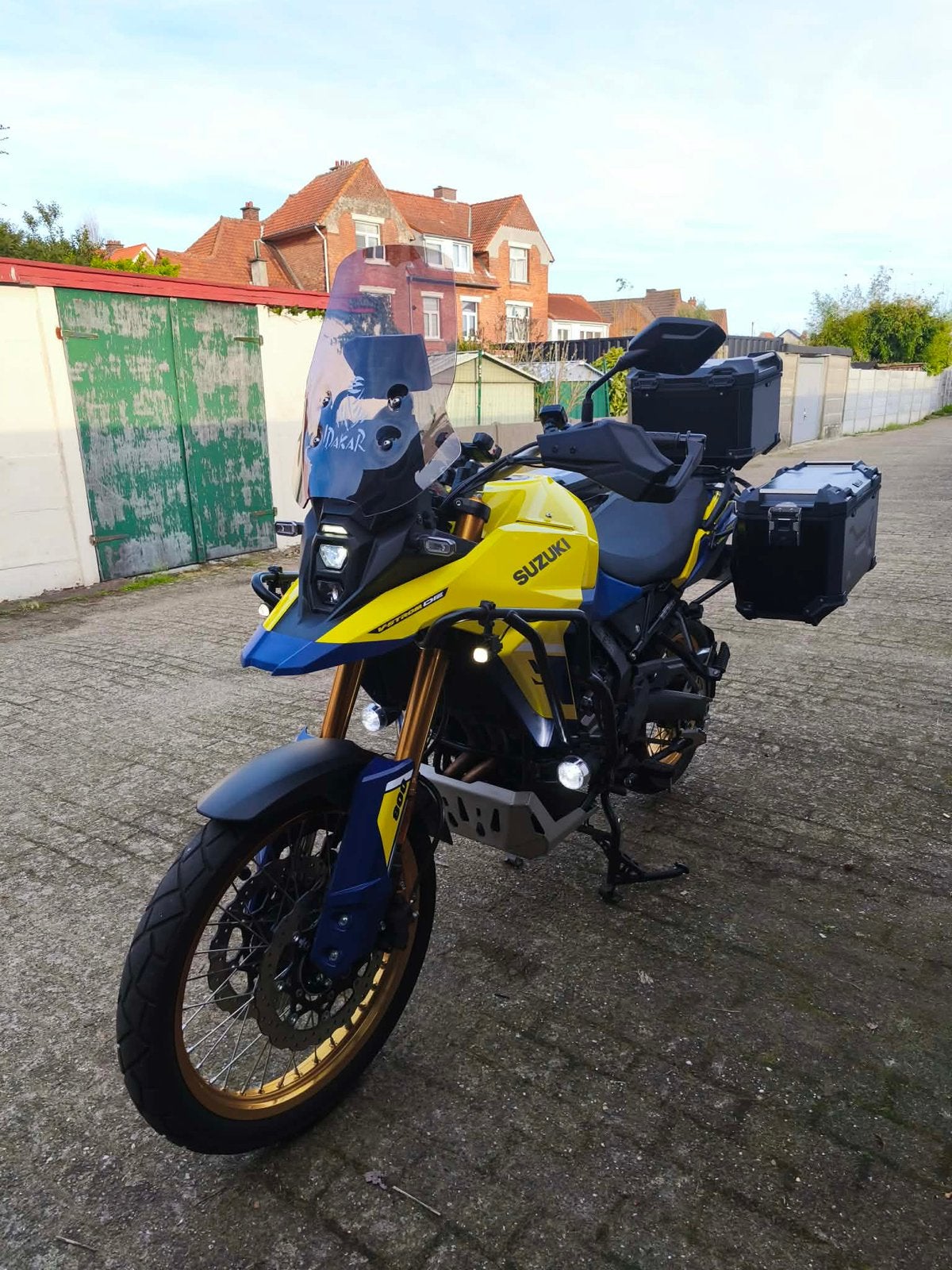 Suzuki Vstrom 800 DE, Particulier, Nieuw, Handvatverwarming