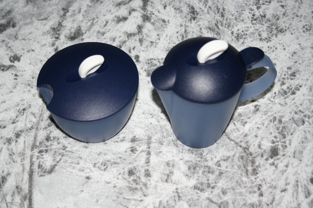 melk en suikerpotje van Tupperware, Huis en Inrichting, Keuken | Tupperware, Blauw, Beker of Kan, Ophalen of Verzenden, Zo goed als nieuw