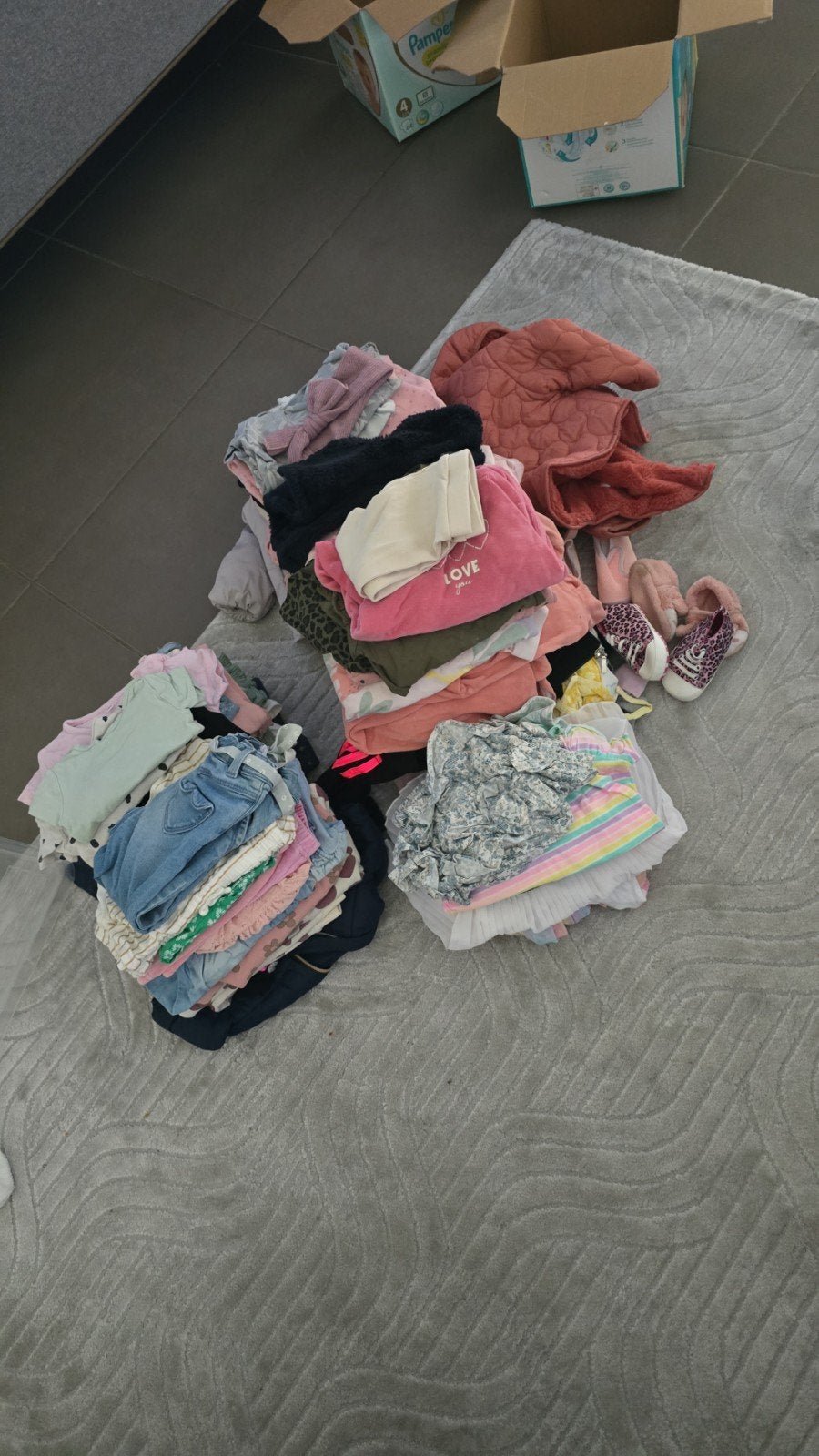 12 pamperdozen babykledij, Enfants & Bébés, Enlèvement, Taille 50
