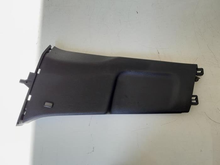 Montant centre gauche d'un Volkswagen Jetta (LP5W), Autos : Pièces & Accessoires, Volkswagen, -, 3 mois de garantie, Utilisé