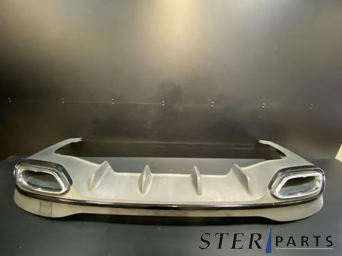 Diffuseur pare-choc arrière d'un Mercedes CLA, Autos : Pièces & Accessoires, 3 mois de garantie, Utilisé, -, -