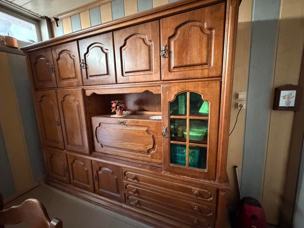 Masieve kast eetkamer, Ophalen