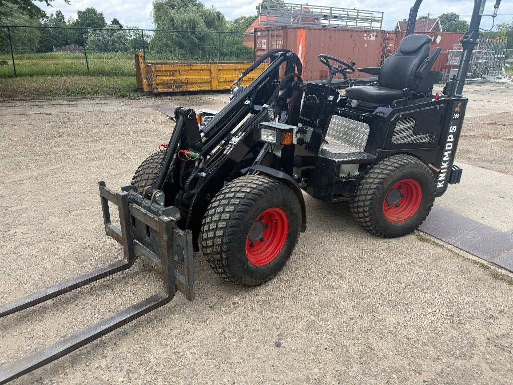 Knikmops 180, Ophalen, Wiellader of Shovel