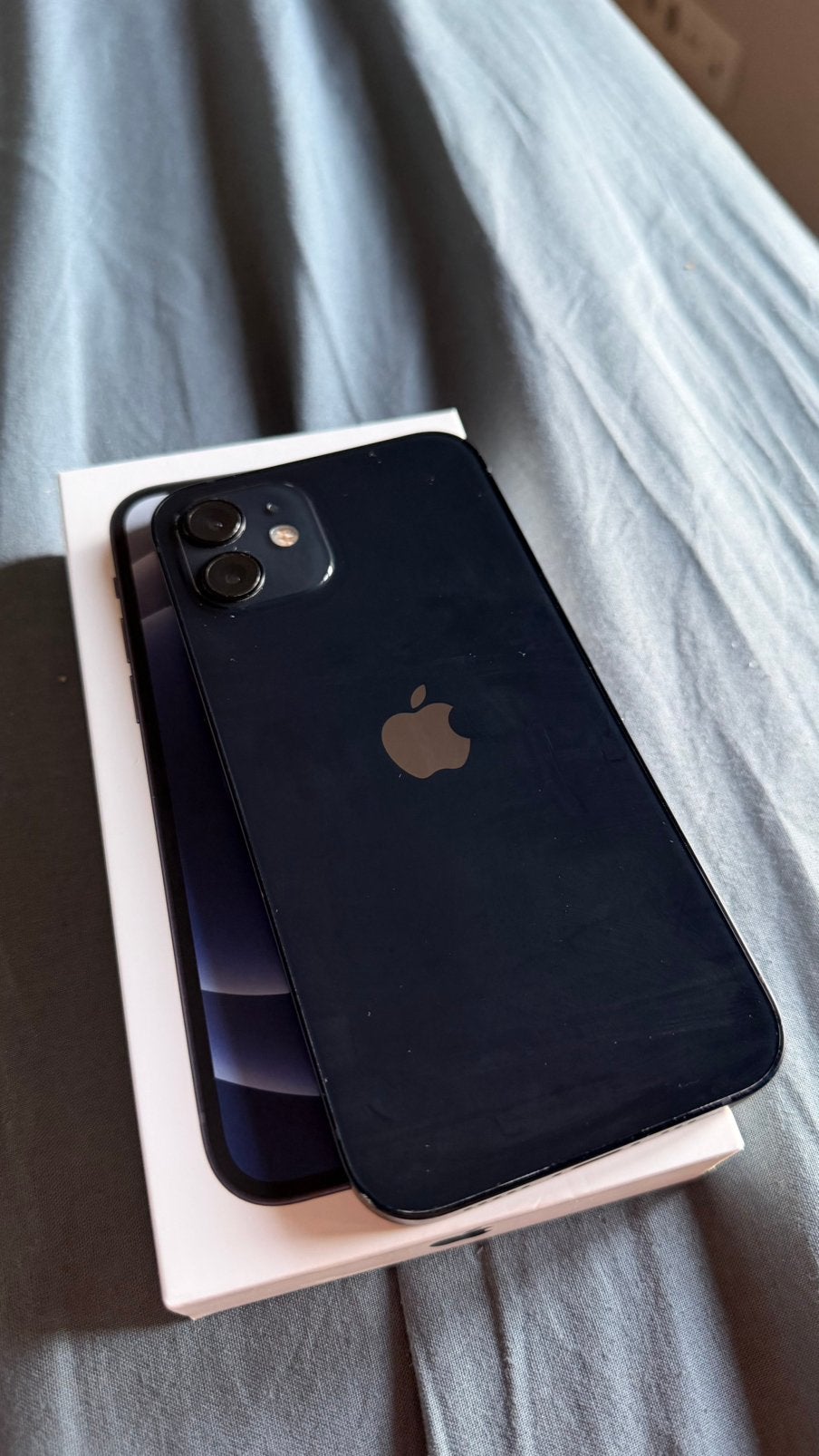 Iphone 12 , 128gb , batterij conditie 80%, Telecommunicatie, 80 %, 128 GB, Zwart, Refurbished