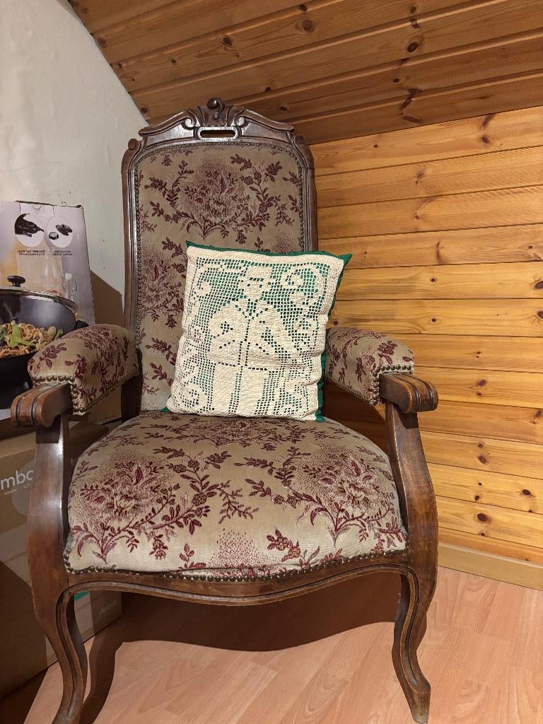 Fauteuils style Voltaire, Enlèvement