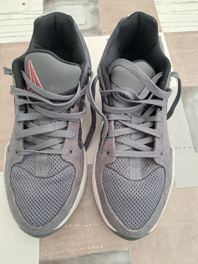 Chaussures de sport nike, Vêtements | Hommes, Chaussures, Enlèvement ou Envoi, Autres couleurs, Nike, Comme neuf