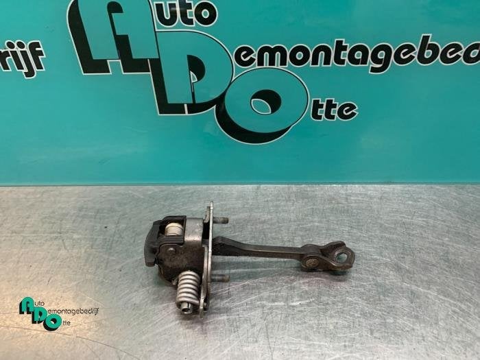 Butée 2portes droite d'un Peugeot Partner (Partner 08-), -, 3 mois de garantie, Utilisé, -