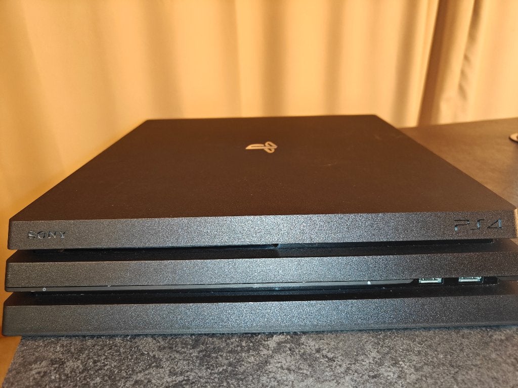 PS4 PRO, Games en Spelcomputers, Ophalen of Verzenden, Zo goed als nieuw, 1 TB, Met 1 controller