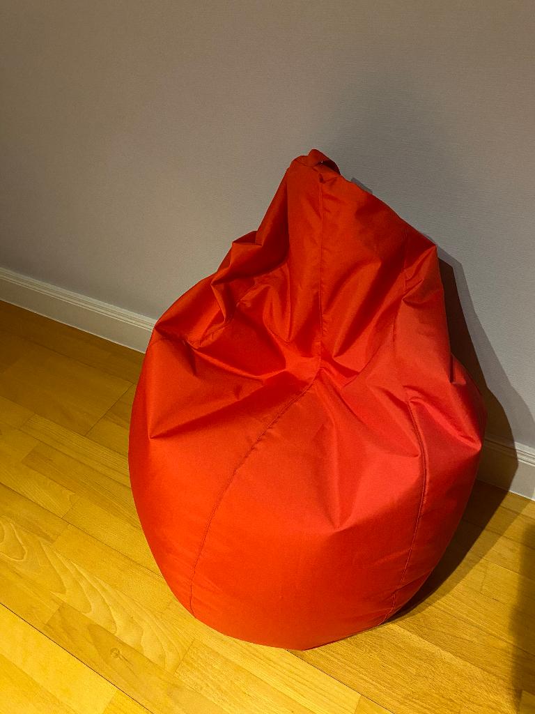 RODE ZITZAK TE KOOP, Huis en Inrichting, Zitzakken, Ophalen, Zo goed als nieuw, Rood, Zitzak