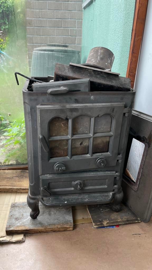 Kleine kachel, Huis en Inrichting, Ophalen, Gebruikt, Houtkachel, Vrijstaand