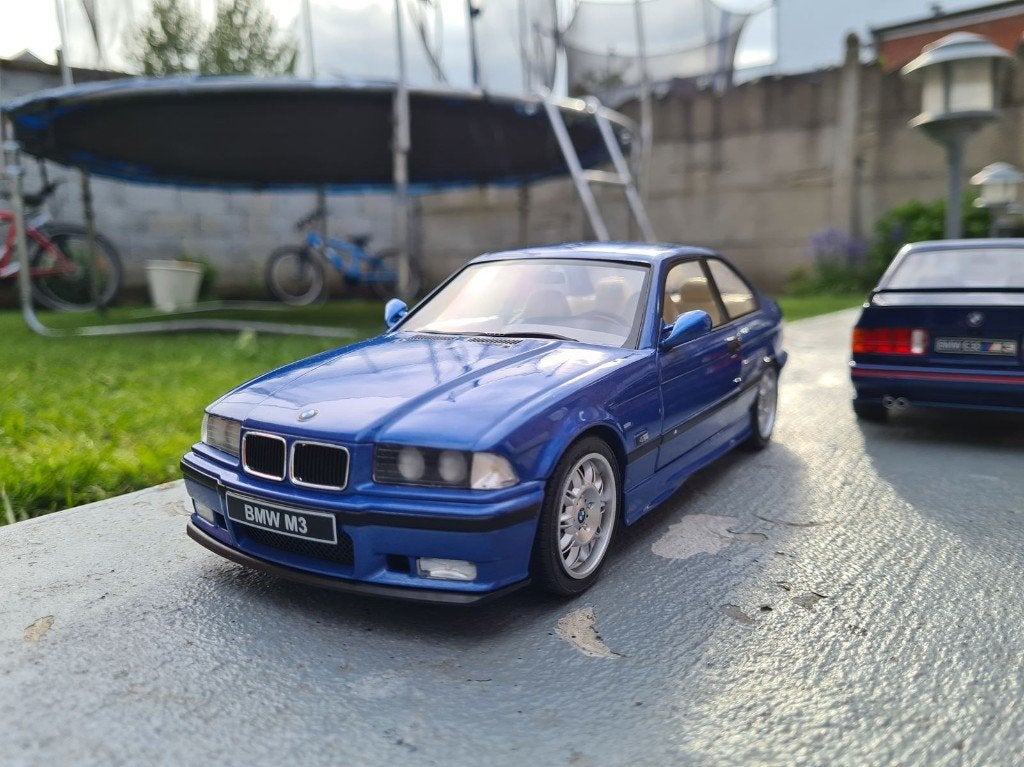 BMW M3 Coupé E36 Bleu Estoril - Échelle 1/18 - PRIX : 49€, Enlèvement ou Envoi, Neuf, Voiture, Solido