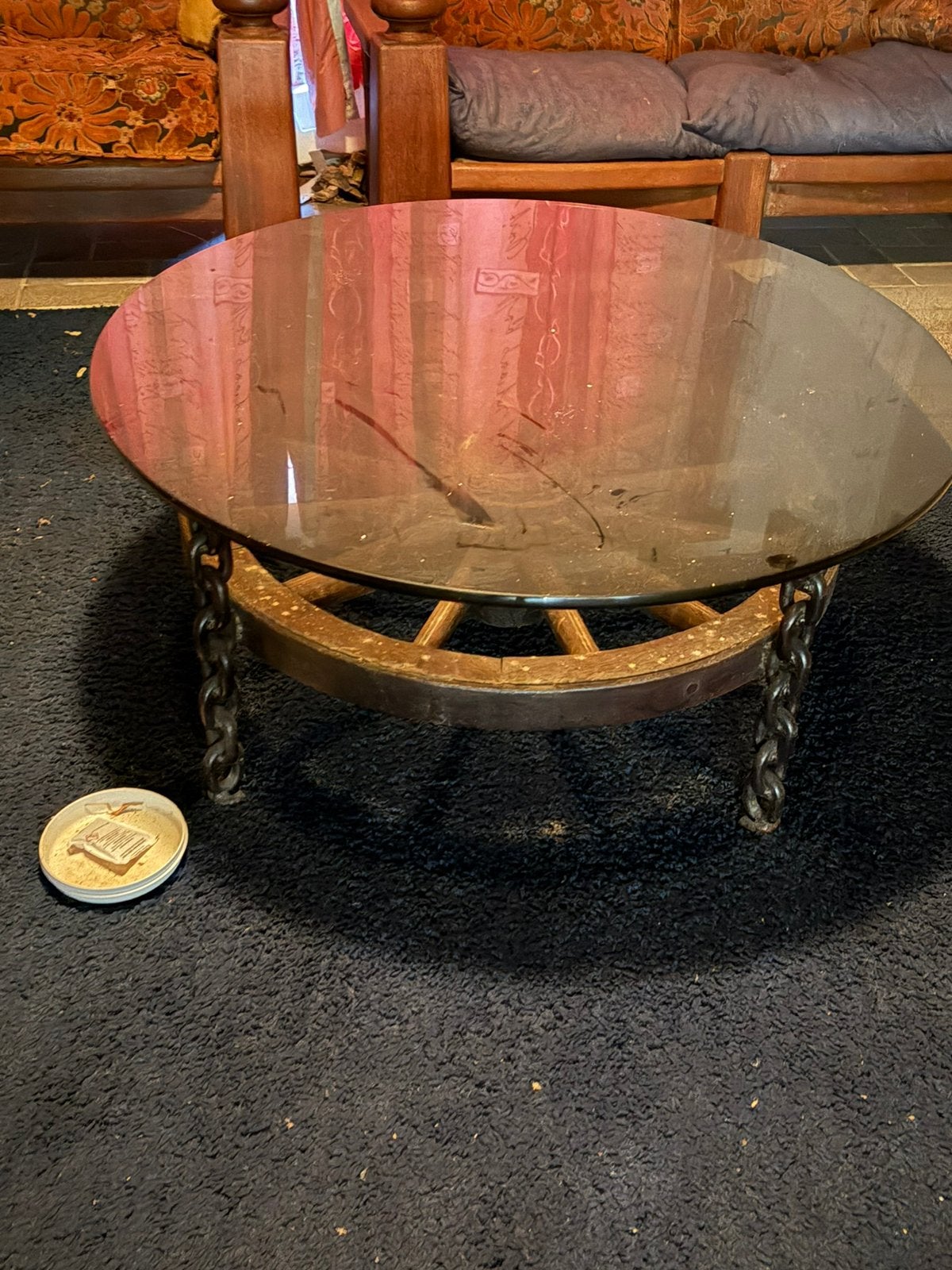 Belle table de salon avec roue de chariot, Enlèvement, Comme neuf