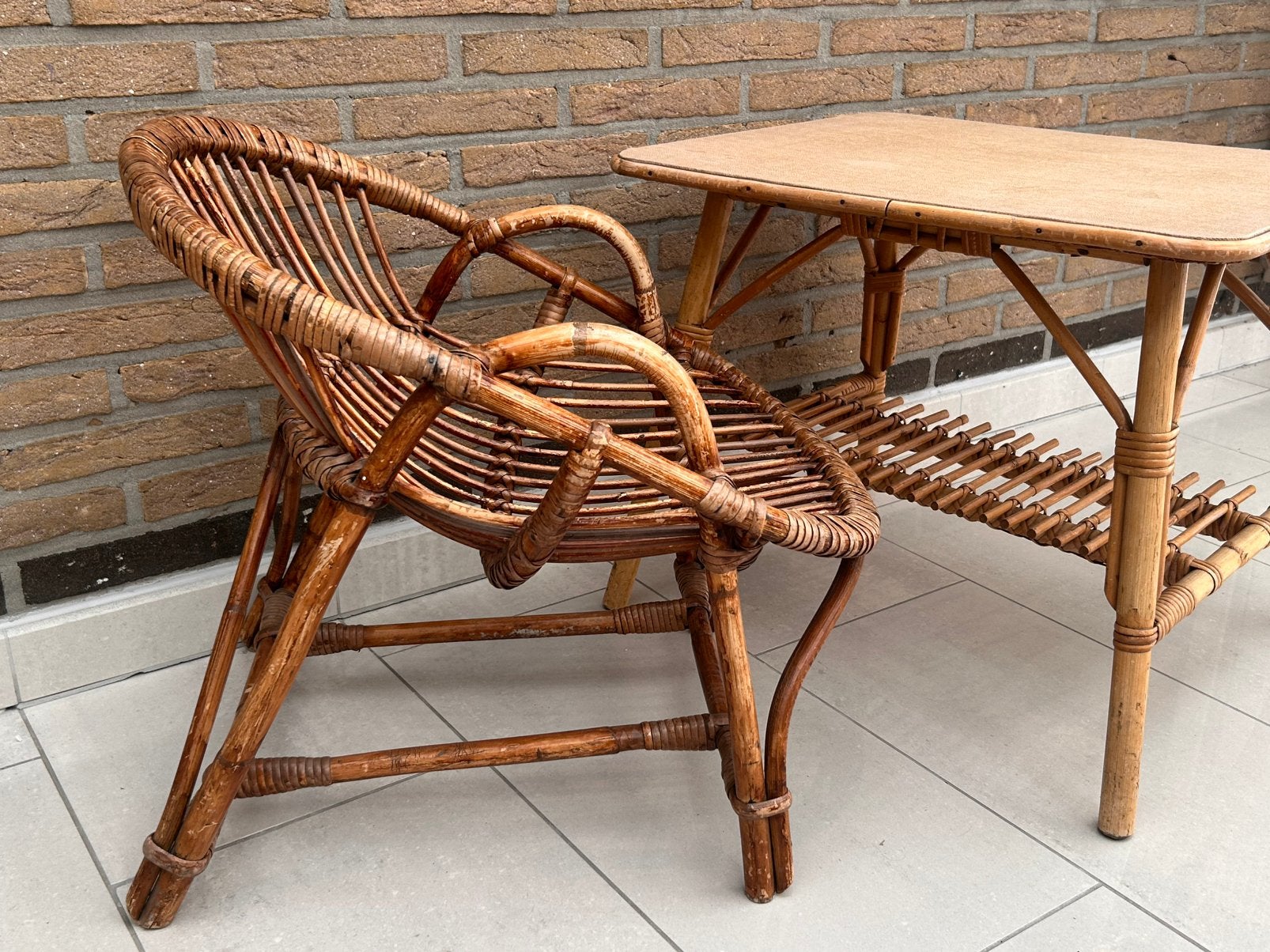 Rotan stoel en tafel, Antiek en Kunst, Ophalen