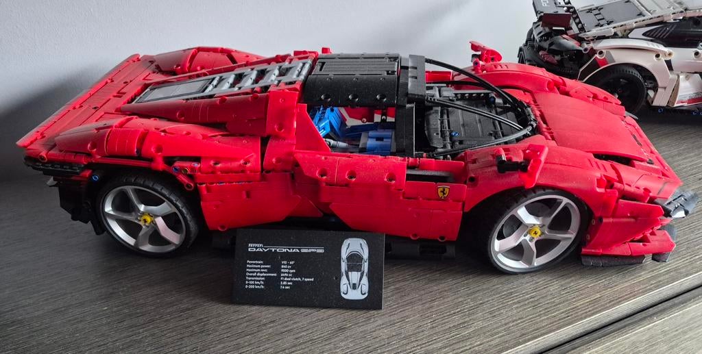 Modelbouw Ferrari Daytona SP3, Hobby & Loisirs créatifs, Modélisme | Voitures & Véhicules, Enlèvement