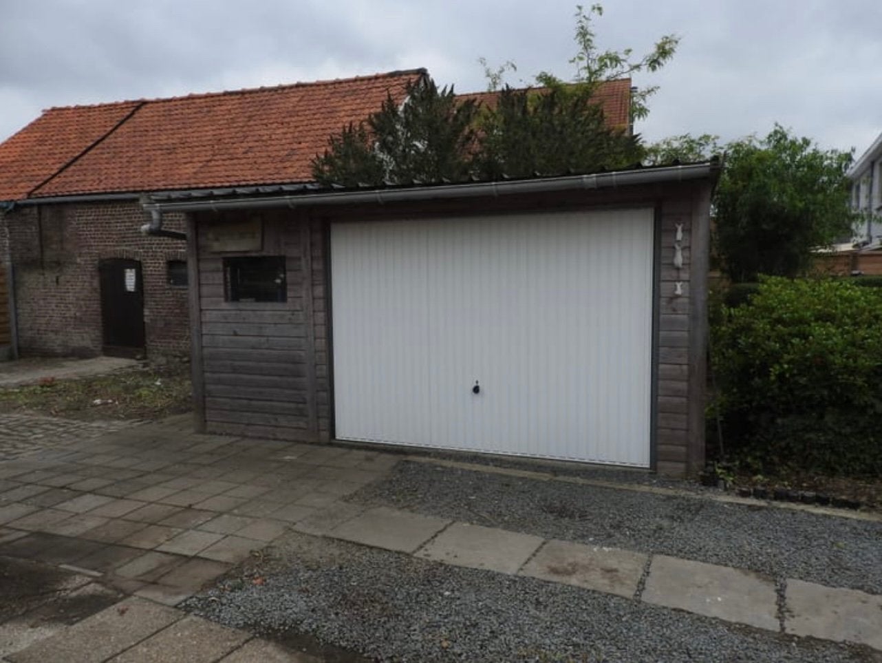 Elektrische garagepoort FAAC - compleet met motor, Provincie Oost-Vlaanderen