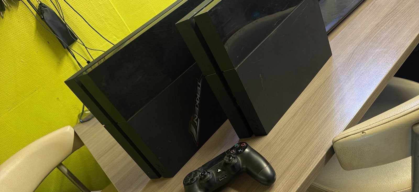 2 ps4 1 manette, Enlèvement, Utilisé