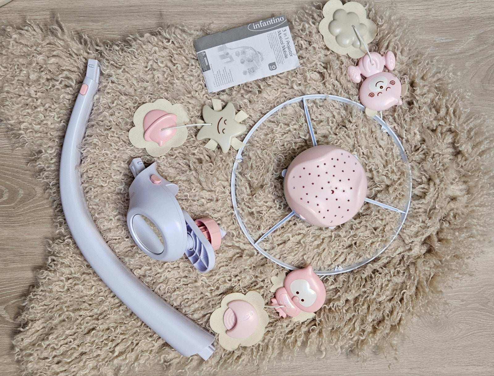 Infantino 3-in-1 Projector Muziekmobiel (Roze), Kinderen en Baby's, Roze, Ophalen, Gebruikt, Losse elementen