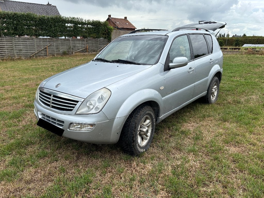 SsangYong Rexton 2.7 XDi Lichte Vracht | 116.500 km |, Stof, Zwart, 2069 kg, Particulier