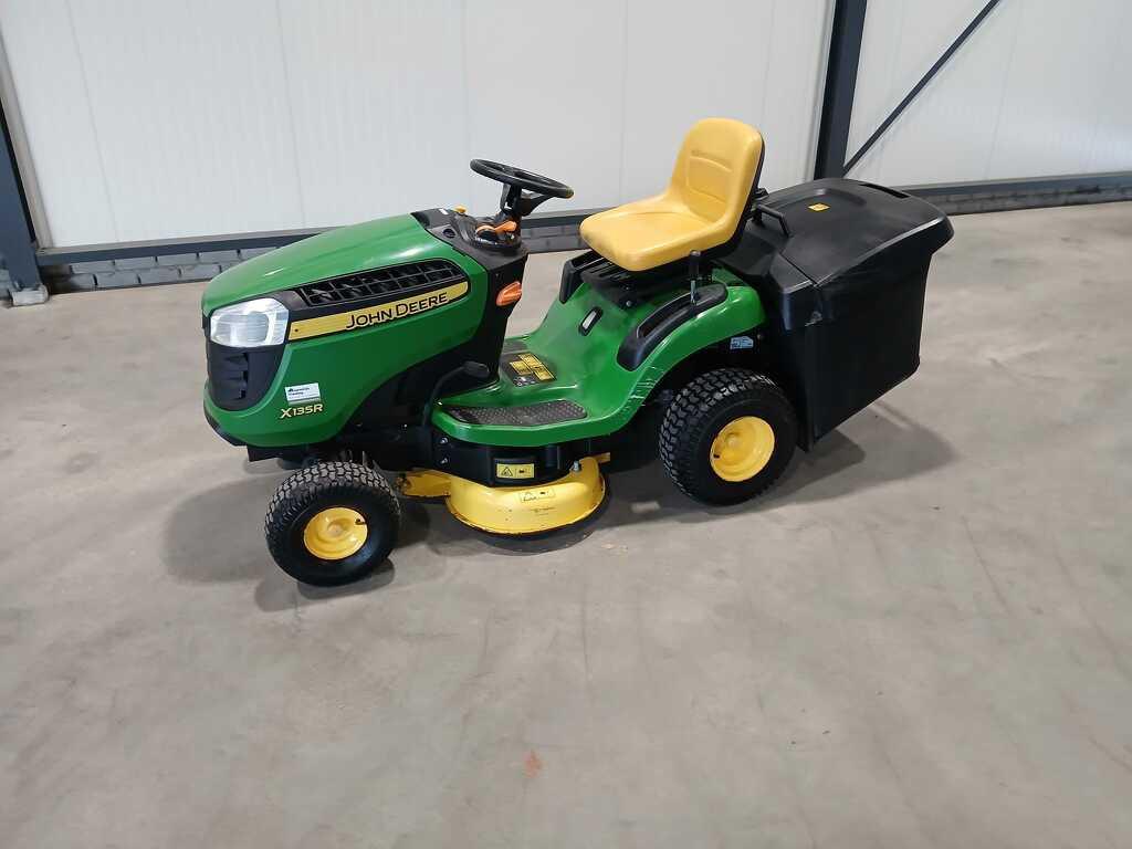 John Deere X 135R, John Deere, JDFCustomerSupport@JohnDeere.com, John Deere, John-Deere-Strasse 169190
Walldorf, DE