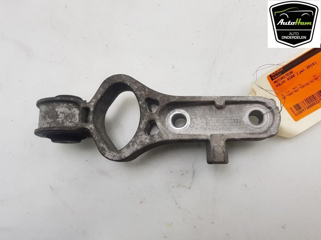 MOTORSTEUN Volvo XC60 I (DZ) (01-2008/05-2017) (31330145), Gebruikt, Volvo