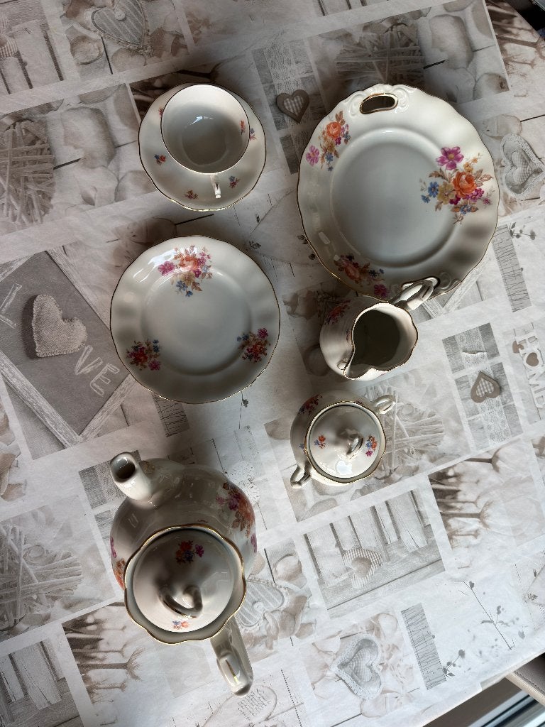 koffie servies koenigszelt, Ophalen