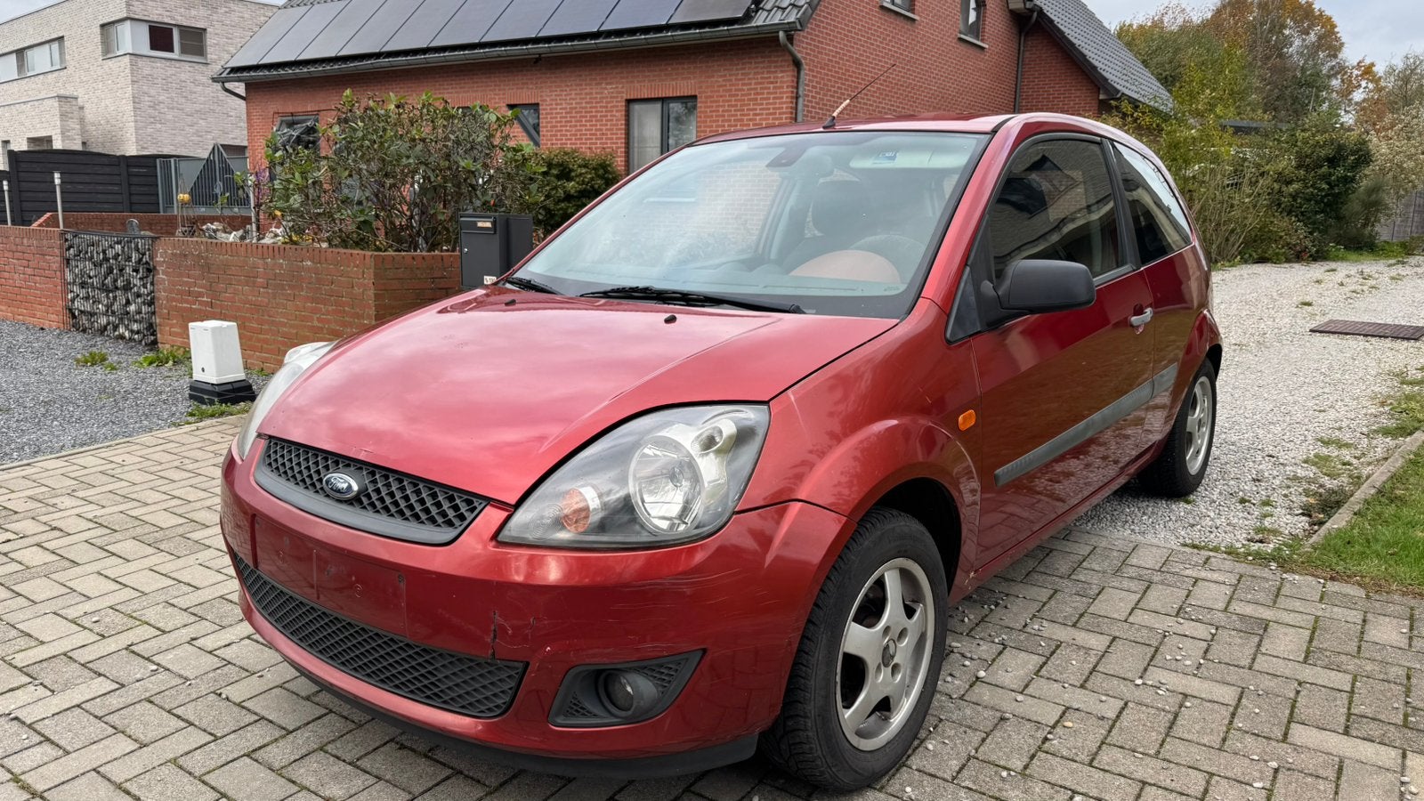 Ford fiesta 1.4TDCi. 1400€, Autos, Achat, 50 kW, Boîte manuelle, Ordinateur de bord