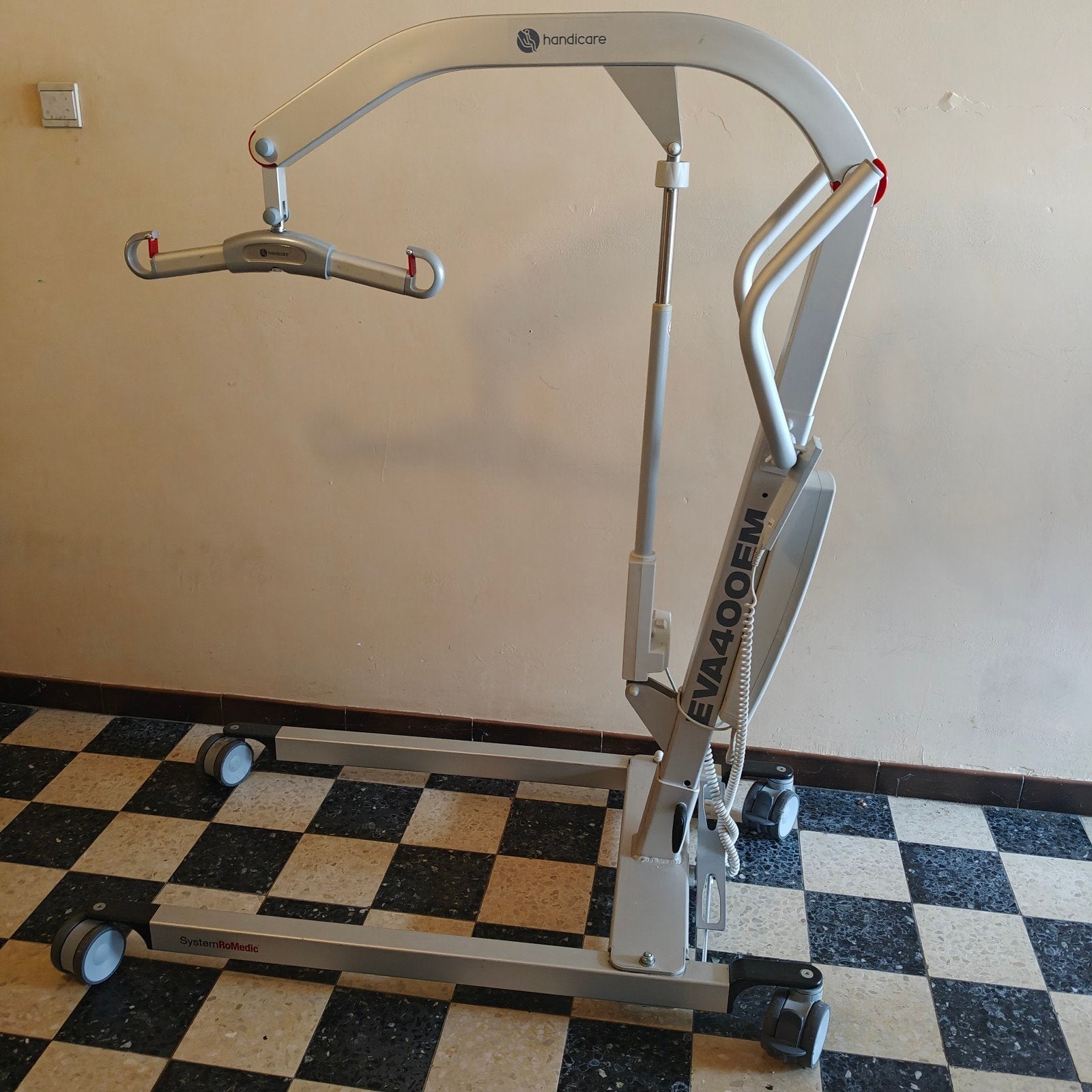 patiëntenlift EVA400 EM, Diversen, Ophalen