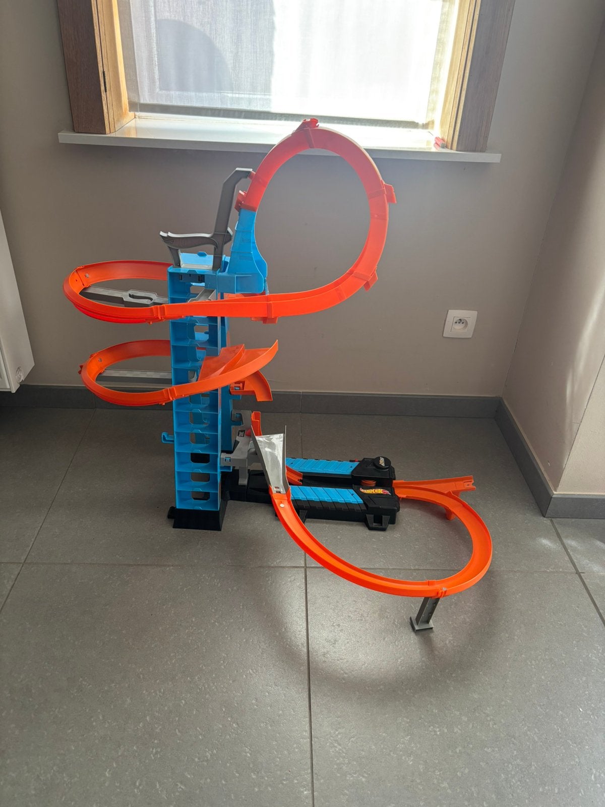 Hot Wheels Sky Crash Tower, Ophalen, Zo goed als nieuw, Hot Wheels