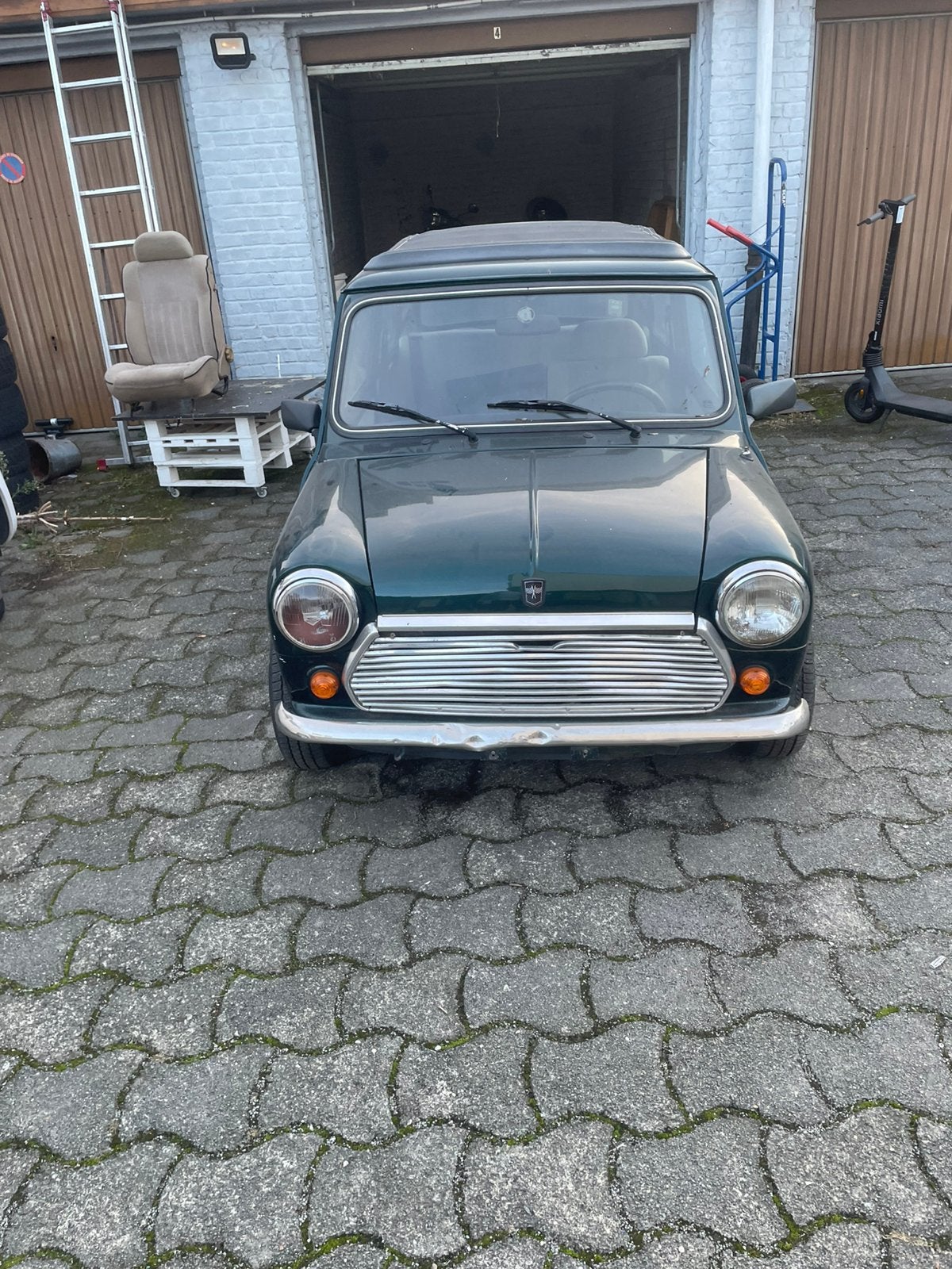 Voiture de collection, Auto's, Voorwielaandrijving, 4 zetels, Beige, 4 cilinders