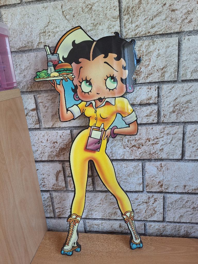 Betty boop peinte sur bois 1989, Collections, Statues & Figurines, Neuf, Humain, Enlèvement ou Envoi