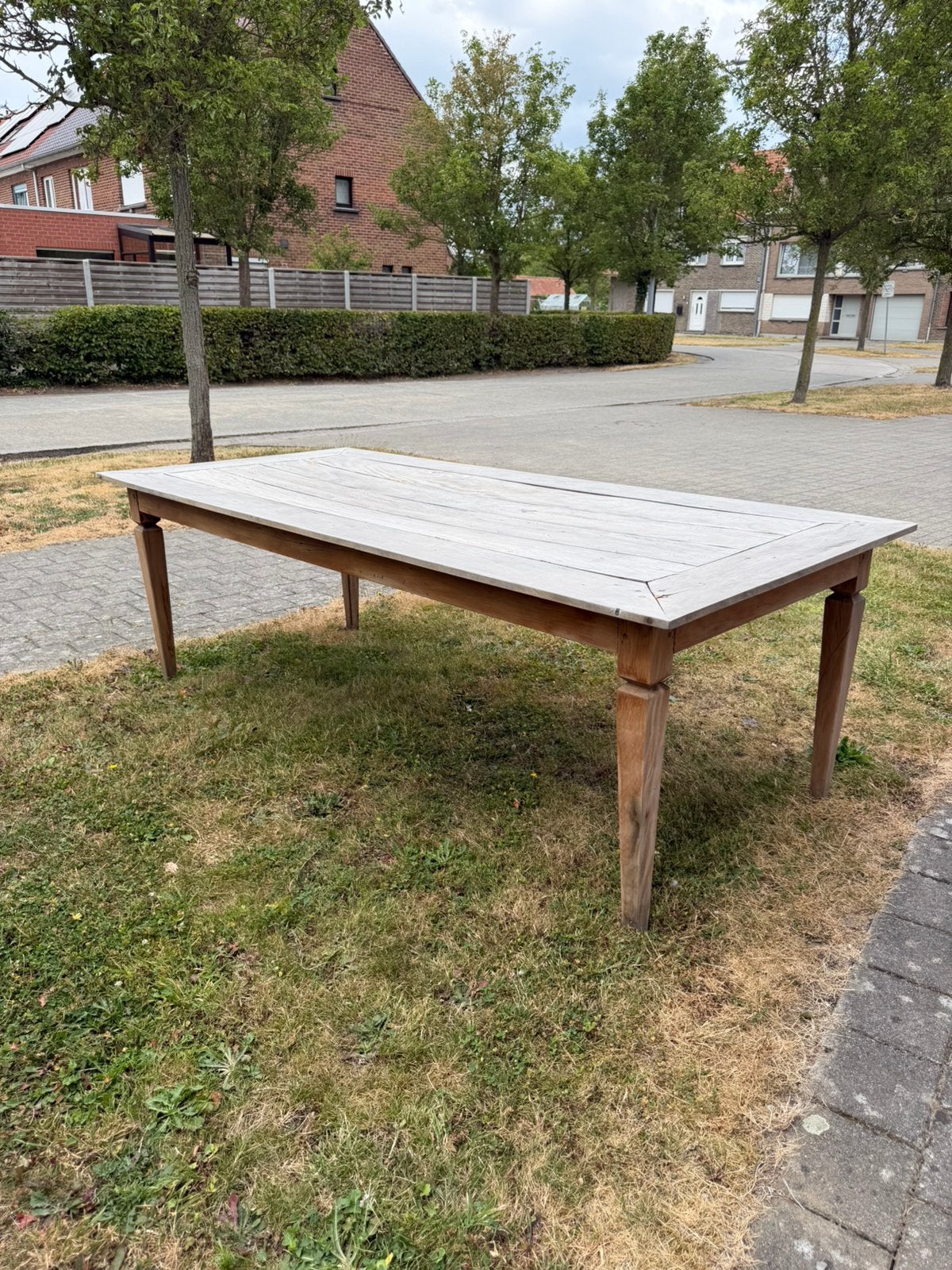 Gratis tafel / tuintafel hout, Ophalen