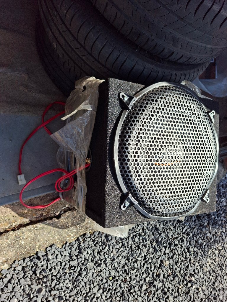 auto subwoofer hertz 1000w, Ophalen