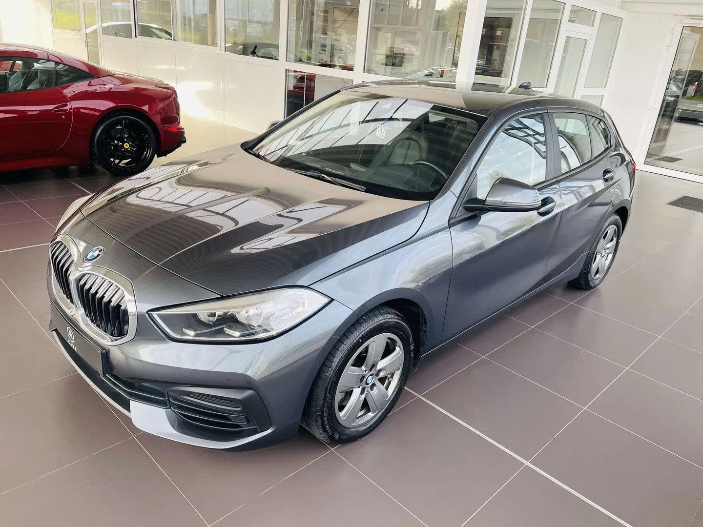 BMW 1 Serie 118 iA * GARANTIE + GPS + CUIR * (bj 2020), Auto's, BMW, Automaat, 1 Reeks, Gebruikt, Leder