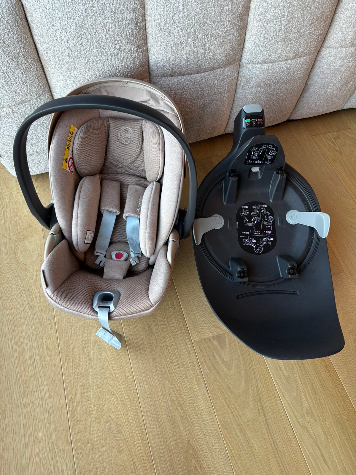 Cybex Cloud T i-Size + Cybex base T, Zijbescherming, Zo goed als nieuw, Isofix, Ophalen