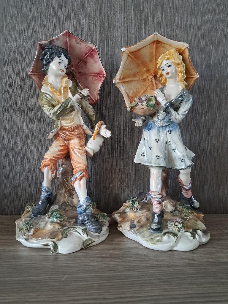 2 Capodimonte beelden, Enlèvement, Comme neuf, Humain