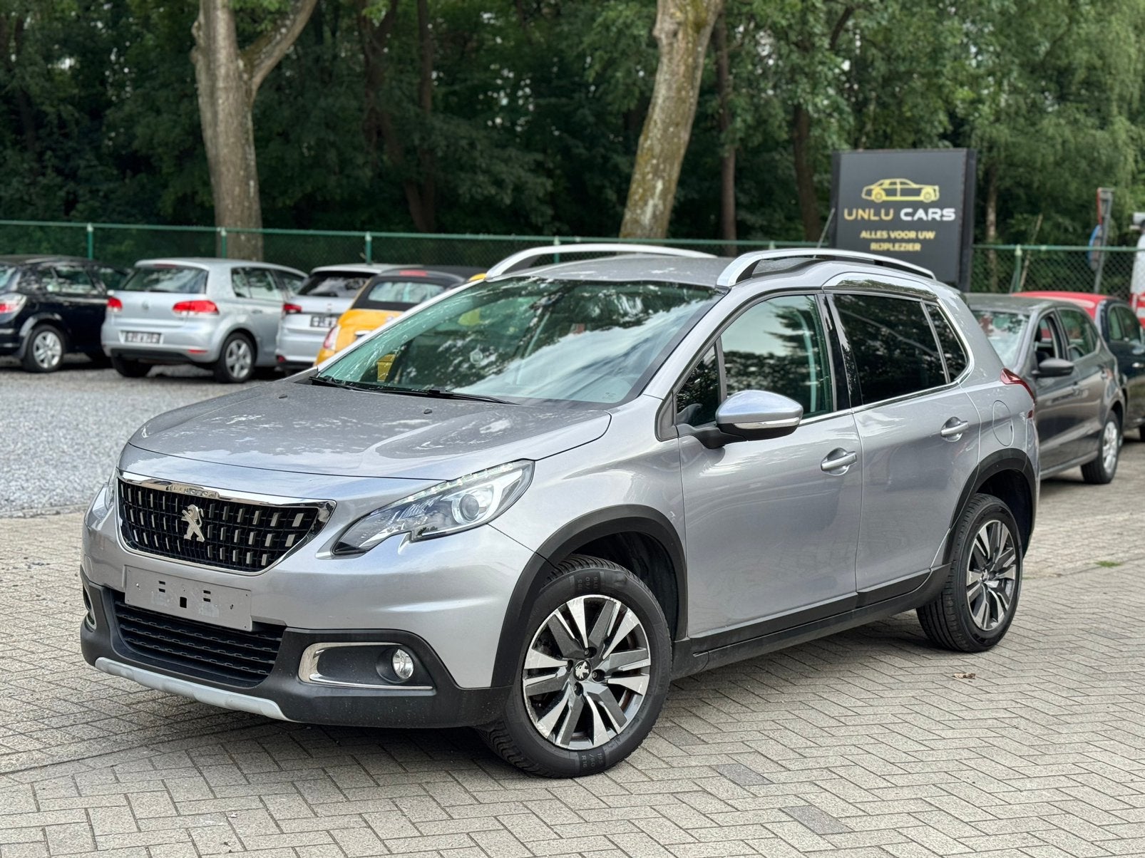 PEUGEOT 2008 1.2 BENZINE 2019 AUTOMAAT, Auto's, Euro 6, 1199 cc, Leder en Stof, Bedrijf