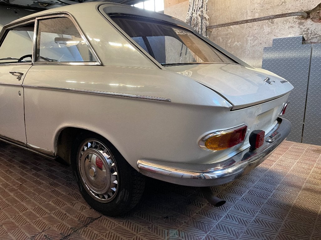 Peugeot 204 Coupé 1967, foto 2