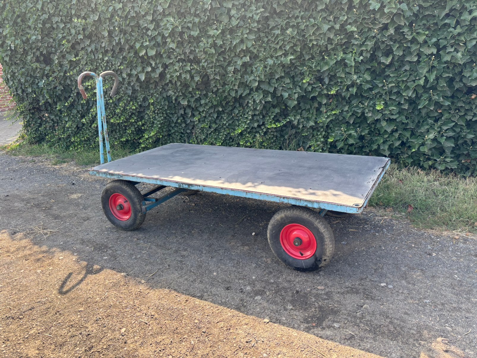 Hooikar / plateauwagen met rem, Ophalen, Veehouderij, Transport