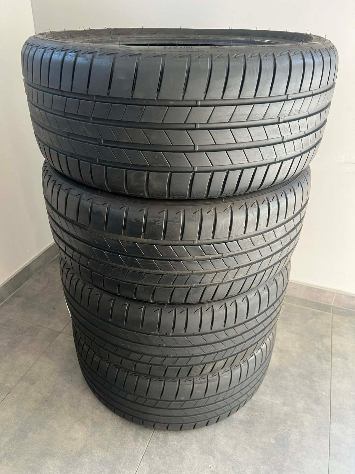 BRIDGESTONE ZOMERBANDEN 225/40/R18, Ophalen, 18 inch, Gebruikt, Band(en)