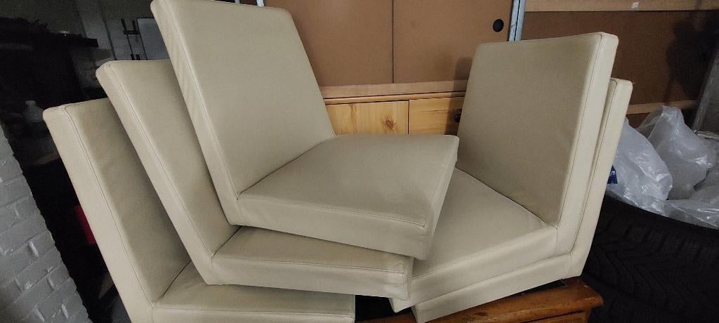 BANQUETTE SALON OU VERANDA CREATION, Enlèvement, Utilisé, Cuir, Pour intérieur séjour ou véranda jardin